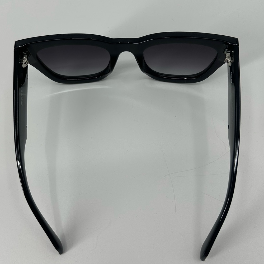 Quay By The Way Square Shaped Oversized Sunglasses Black Frame Smoke Lens - Picture 10 of 14